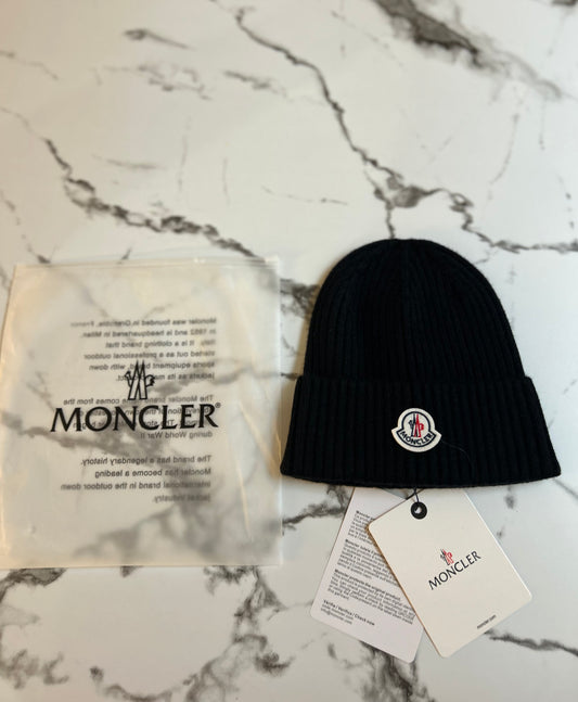 Mons beanies